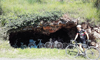 ASD VELO CLUB Freccia Vallone - SALITE DELLE MARCHE Assisi Subasio 1