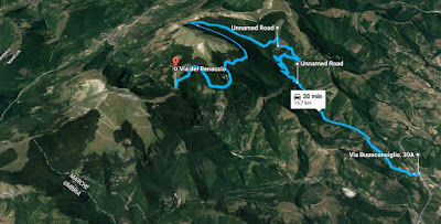 Il Mandrale: Monte Catria da Colombara CatturaCatr111