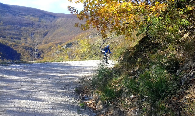 La Chiavellara e l'Eremo di Serrasanta Chiavellara Quota 750 1