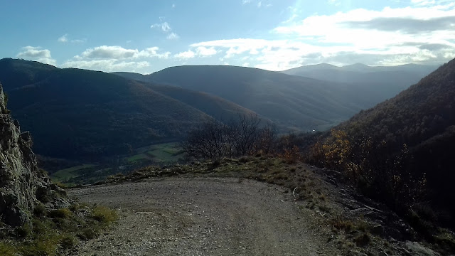 La Chiavellara e l'Eremo di Serrasanta Chiavellara Quota 930