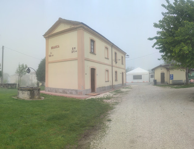 La Circumsubasiana: Gubbio Assisi Perugia e il muro di Caprara PANO 20240505 081300