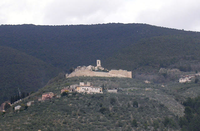 Cima Pettino dalle Fonti del Clitunno Campello Alto