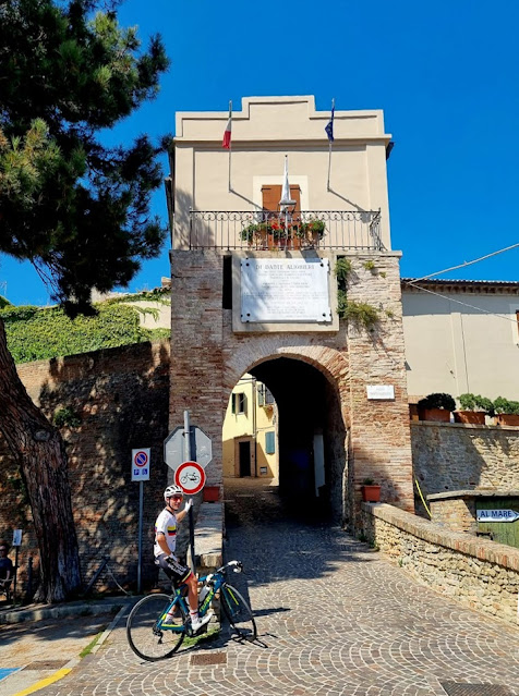 Fiorenzuola di Focara - Spiaggia e Passo della Siligata IMG 20250823 WA0035 1